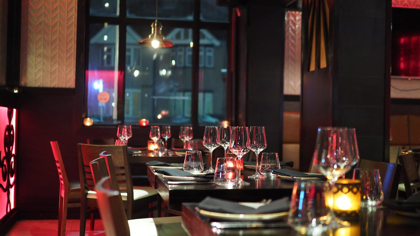 Centrum — европейский bistro, элегантный интерьер